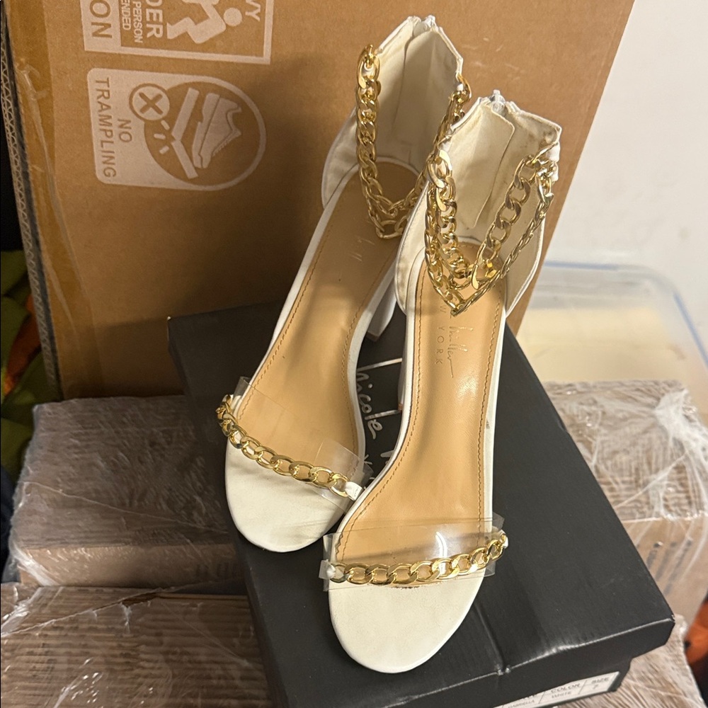 Nicole Lee White Heels with Gold Chain Accent